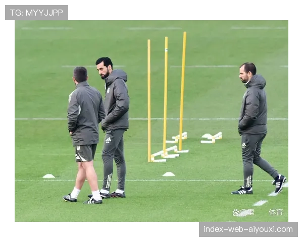 姆巴佩膝盖不适替补待命 阿韦洛亚锋线轮换策略受考验